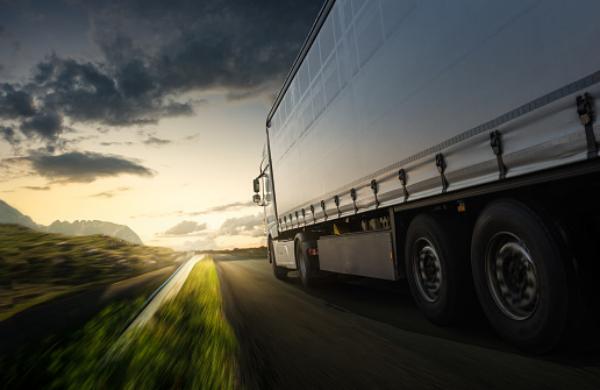 FASTSHIPNOVA logistics team